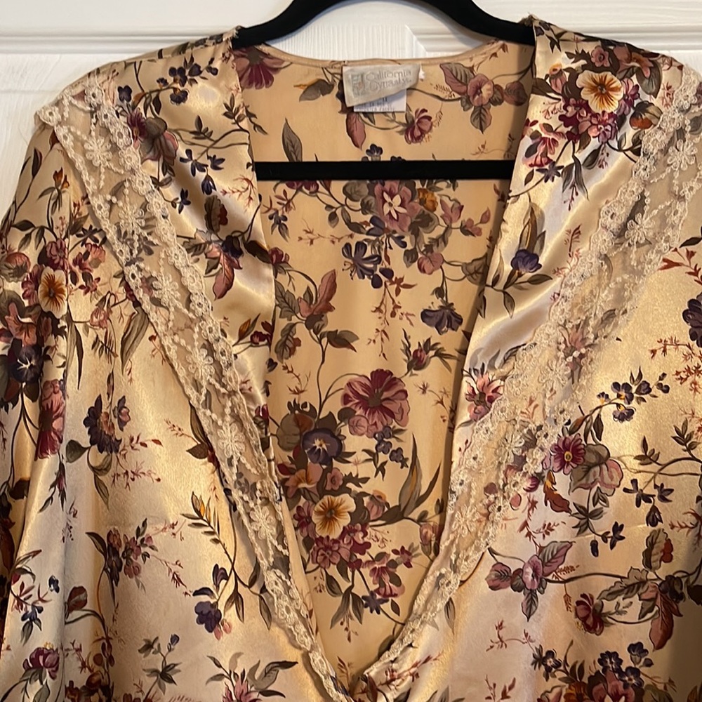 Kimono - Picture 2 of 5